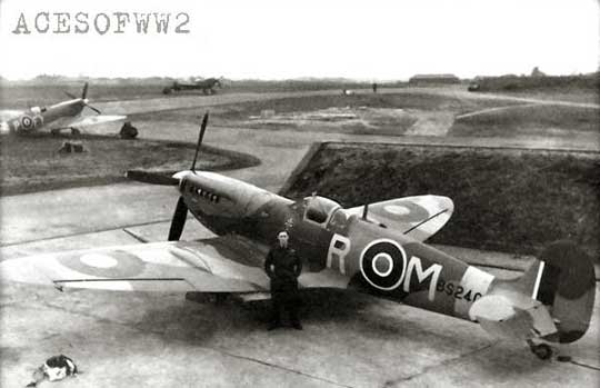Milne with Spitfire BS240 "R-M"