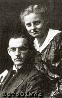 Erich's parents Dr. Alfred Hartmann & Elisabeth Machtholf